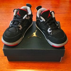 Jordan 4 Retro